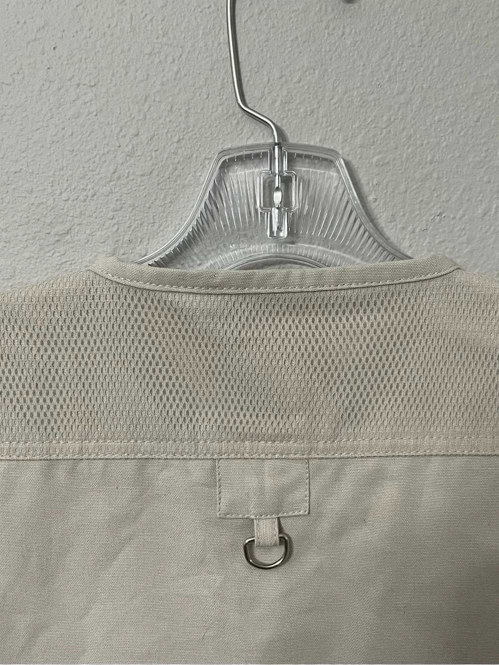 Bass Pro Shops Kids Vintage Khaki Utility Fishing Vest  SZ 7 Unisex EUC